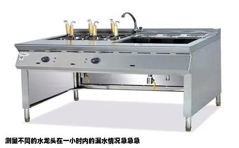 测量不同的水龙头在一小时内的漏水情况急急急