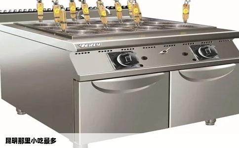 昆明那里小吃最多