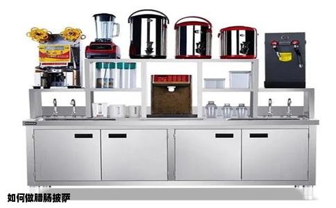 如何做腊肠披萨