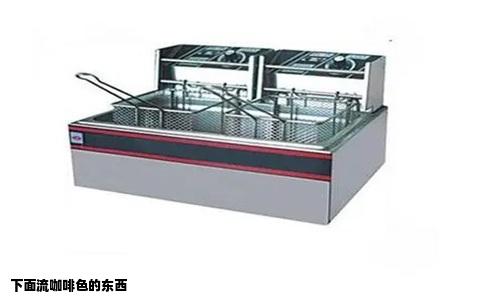 下面流咖啡色的东西